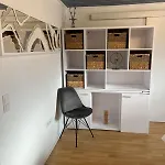 Little Rose - Modern, Central, Near Train Station, Wifi & Parking Nearby * Bad Sobernheim