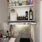 Little Rose - Modern, Central, Near Train Station, Wifi & Parking Nearby