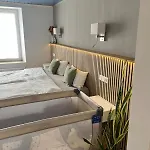 Appartement Little Rose - Modern, Central, Near Train Station, Wifi & Parking Nearby *