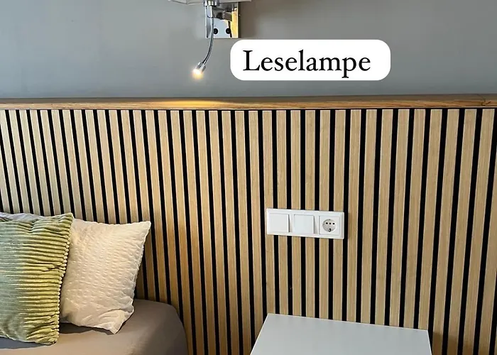 Apartamento Little Rose - Modern, Central, Near Train Station, Wifi & Parking Nearby *