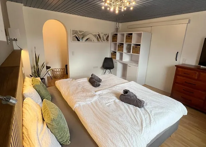 Apartamento Little Rose - Modern, Central, Near Train Station, Wifi & Parking Nearby Bad Sobernheim