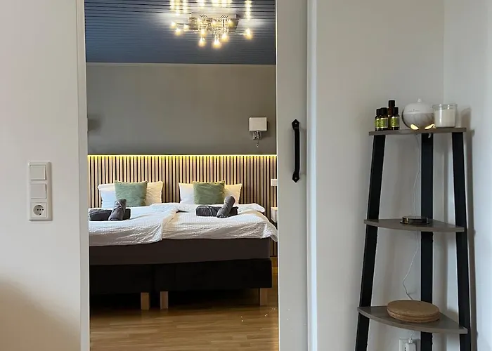 Little Rose - Modern, Central, Near Train Station, Wifi & Parking Nearby * Bad Sobernheim