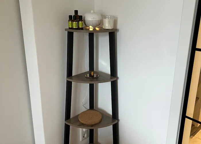 Little Rose - Modern, With Wifi & Parking *